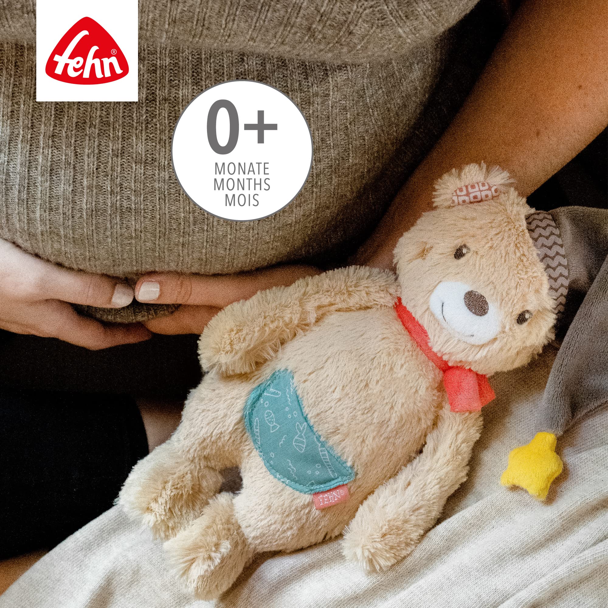 Fehn Kuscheltier Bär Bruno – Weicher Teddybär für Neugeborene als Einschlafhilfe - Stofftier zum Greifen, Fühlen